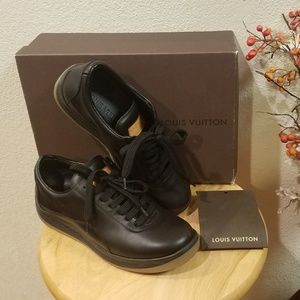 Louis Vuitton Black Sneakers Size 5 (Euro 35)